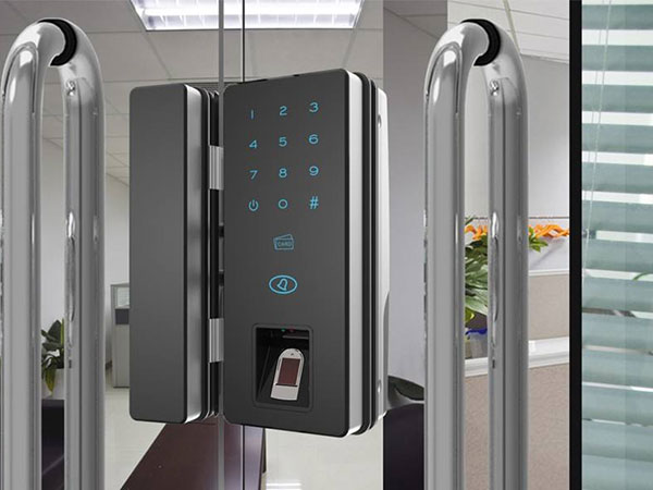 石嘴山市24小时上门开锁公司