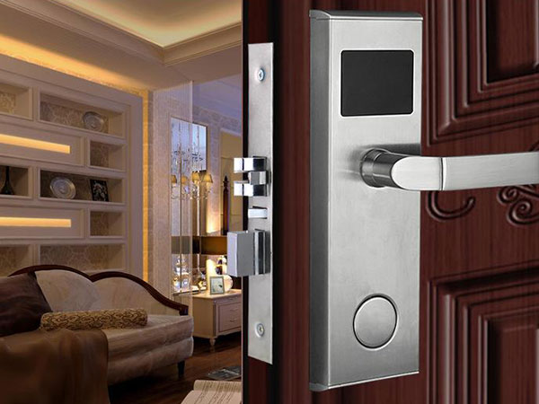 石嘴山市24小时上门开锁公司