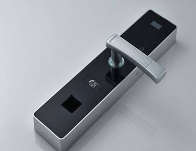 石嘴山市24小时上门开锁公司